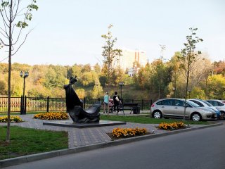 Скульптура "Золотая рыбка"